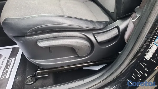 2021 Kia Seltos — foto 16 / 20