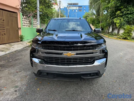 2020 Chevrolet Silverado — foto 3 / 9