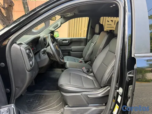 2020 Chevrolet Silverado — foto 9 / 9