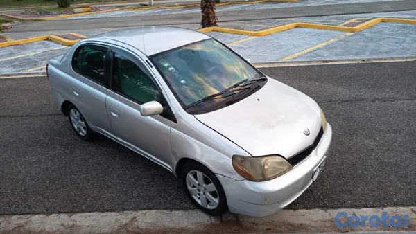 2002 Toyota Platz
