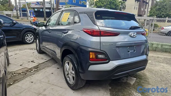 2020 Hyundai KONA — foto 4 / 12