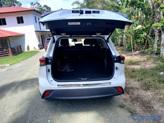 2021 Toyota Highlander — foto 5 / 7