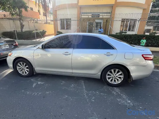2009 Toyota Camry — foto 2 / 10