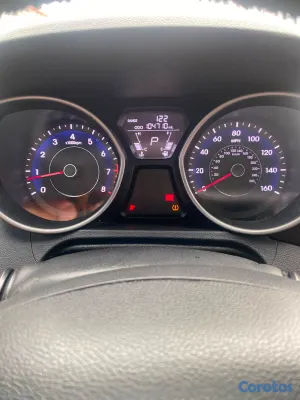 2011 Hyundai Elantra — foto 2 / 6