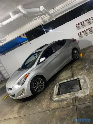 2011 Hyundai Elantra — foto 5 / 6