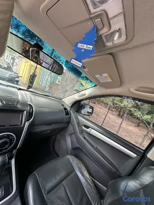 2014 Isuzu Dmax — foto 9 / 20