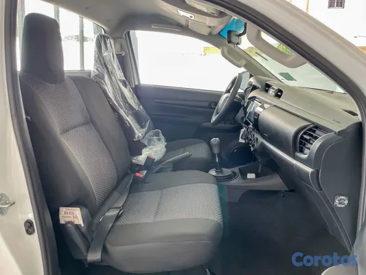 2026 Toyota Hilux — foto 7 / 10