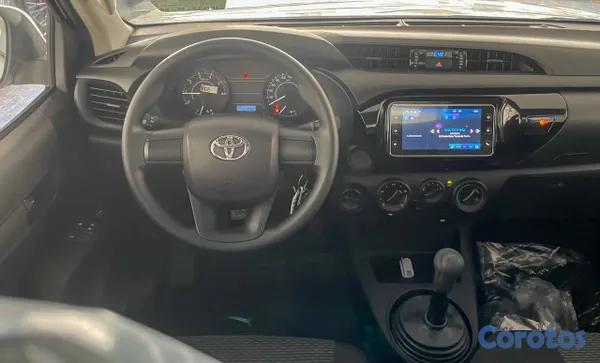 2026 Toyota Hilux — foto 10 / 10