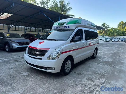 2014 Hyundai Starex — foto 4 / 8
