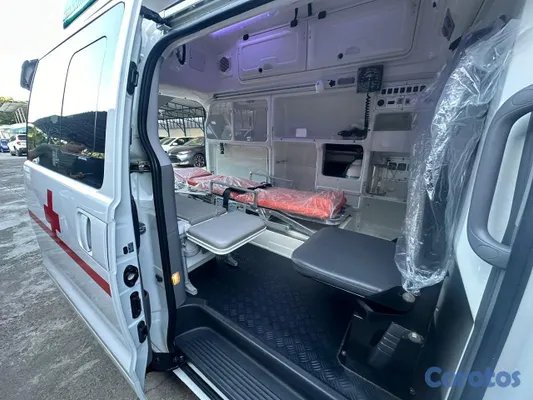2014 Hyundai Starex — foto 6 / 8