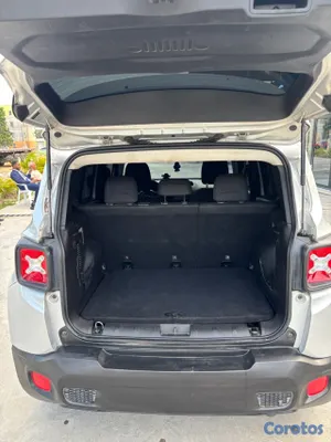 2018 Jeep Renegade — foto 7 / 8