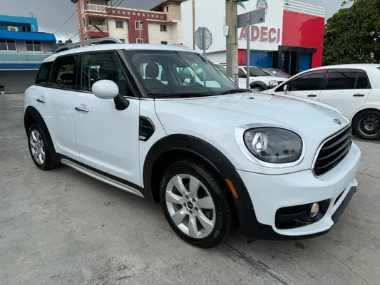 2019 Mini Countryman — foto 9 / 10