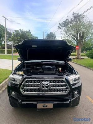 2016 Toyota Tacoma — foto 2 / 12