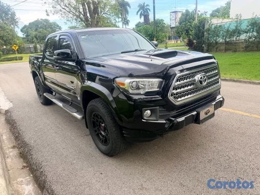 2016 Toyota Tacoma — foto 7 / 12