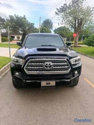 2016 Toyota Tacoma — foto 8 / 12