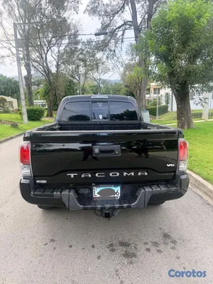 2016 Toyota Tacoma — foto 11 / 12