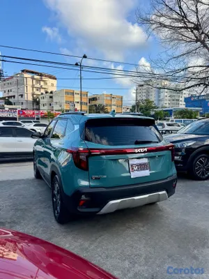 2025 Kia Seltos — foto 7 / 12