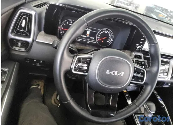 2022 Kia Sorento — foto 17 / 19