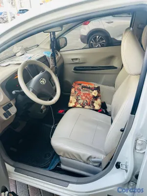 2015 Daihatsu Mira — foto 16 / 16