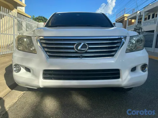 2011 Lexus Lx
