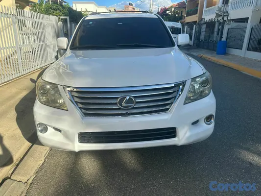 2011 Lexus Lx — foto 2 / 10