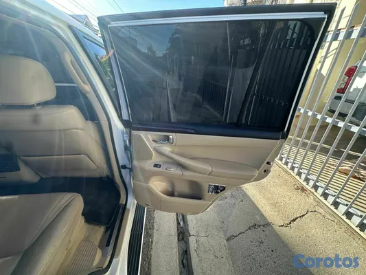 2011 Lexus Lx — foto 5 / 10