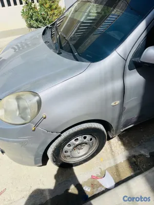 2011 Nissan March — foto 5 / 7