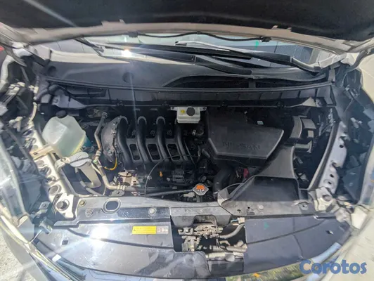 2020 Nissan Serena — foto 7 / 12
