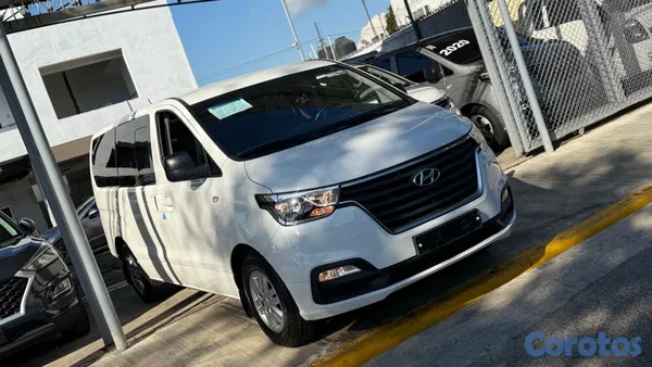 2020 Hyundai Grand Starex
