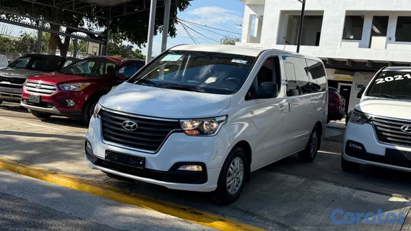 2020 Hyundai Grand Starex — foto 2 / 10