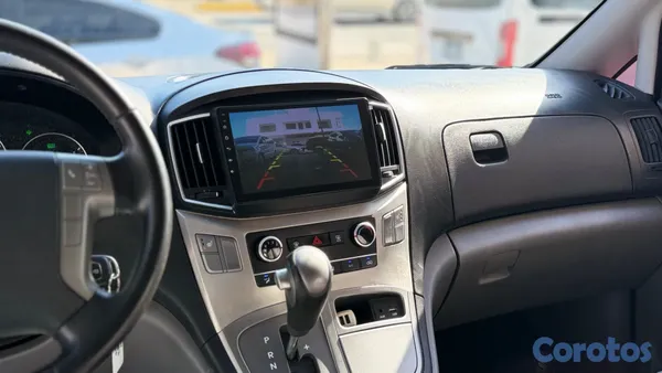 2020 Hyundai Grand Starex — foto 7 / 10