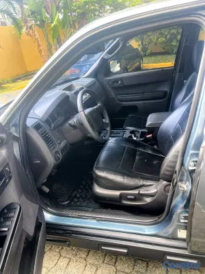 2011 Ford Escape — foto 8 / 9