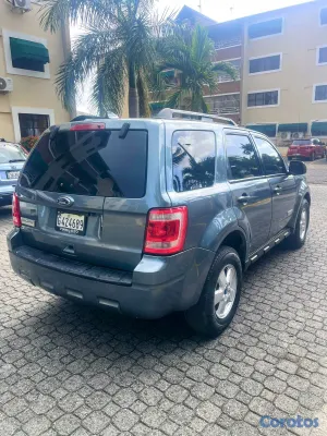 2011 Ford Escape — foto 9 / 9