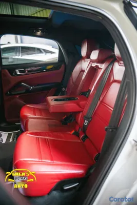 2021 Porsche Cayenne — foto 8 / 12