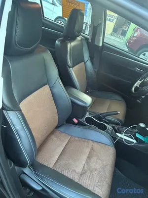 2016 Toyota Corolla — foto 5 / 8