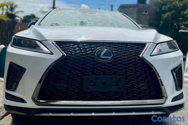 2021 Lexus Rx — foto 2 / 8