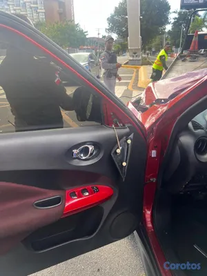 2013 Nissan juke — foto 3 / 4