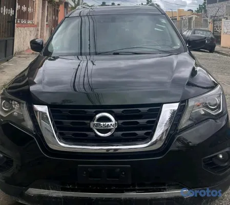2019 Nissan Pathfinder — foto 3 / 3