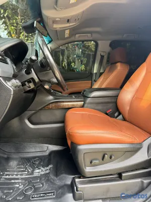 2018 Chevrolet Suburban — foto 6 / 9