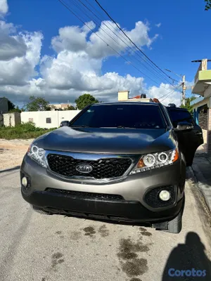 2011 Kia Sorento — foto 2 / 7