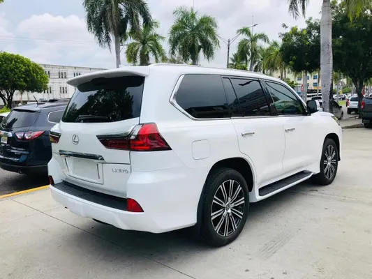 2019 Lexus Lx — foto 3 / 10