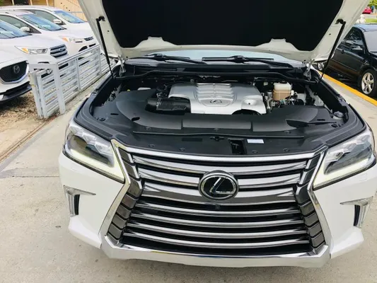 2019 Lexus Lx — foto 8 / 10