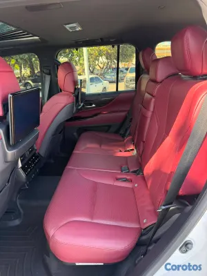 2024 Lexus Lx — foto 10 / 10