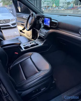 2020 Ford Explorer — foto 6 / 9