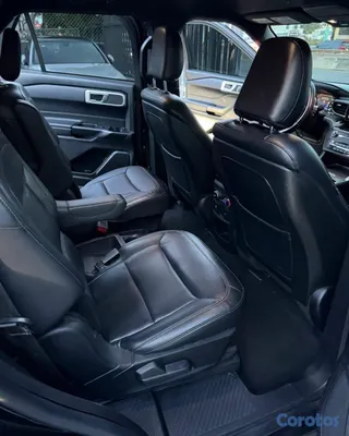2020 Ford Explorer — foto 7 / 9