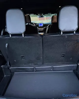 2020 Ford Explorer — foto 9 / 9