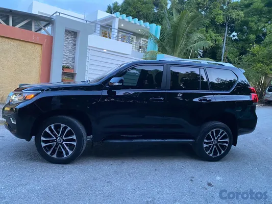 2011 Toyota Land Cruiser Prado — foto 5 / 15