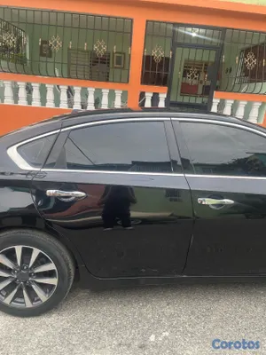 2017 Nissan Altima — foto 6 / 8