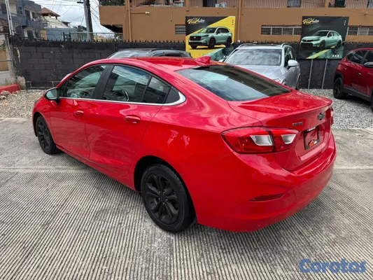 2019 Chevrolet Cruze — foto 4 / 10