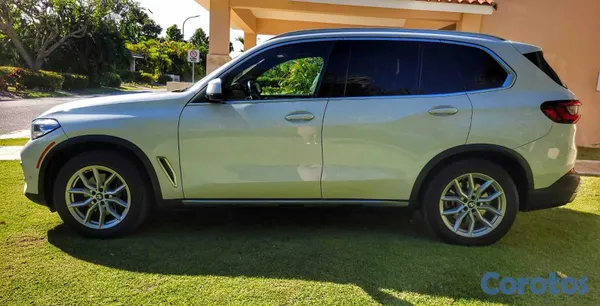 2021 BMW X5 — foto 4 / 6